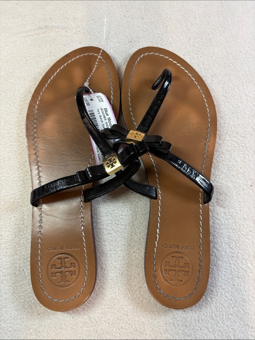 Tory Burch Black Patent Leather Bow Thong Sandals with Gold Logo